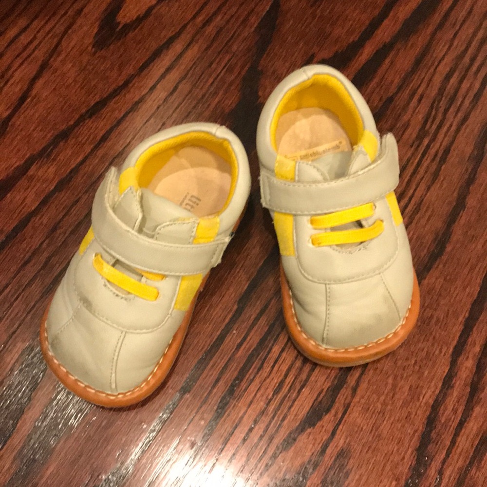 Little Blue Lamb Squeak Shoes
